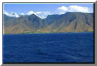mauicoastline1.jpg (14419 bytes)