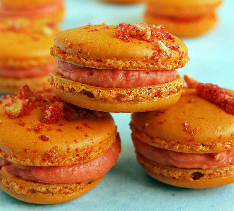 Flamin&rsquo; Hot Cheetos Macarons